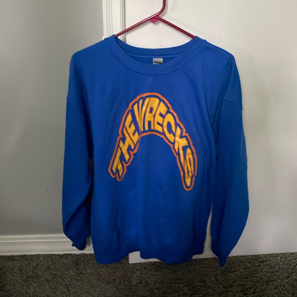the wrecks crew neck